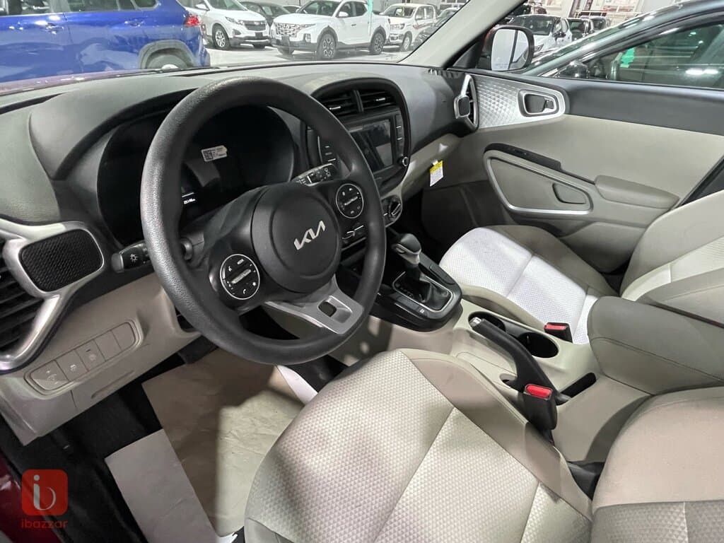 KIA Soul 8
