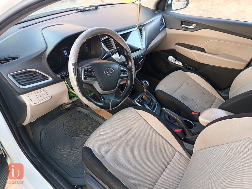 Hyundai Accent GL 4