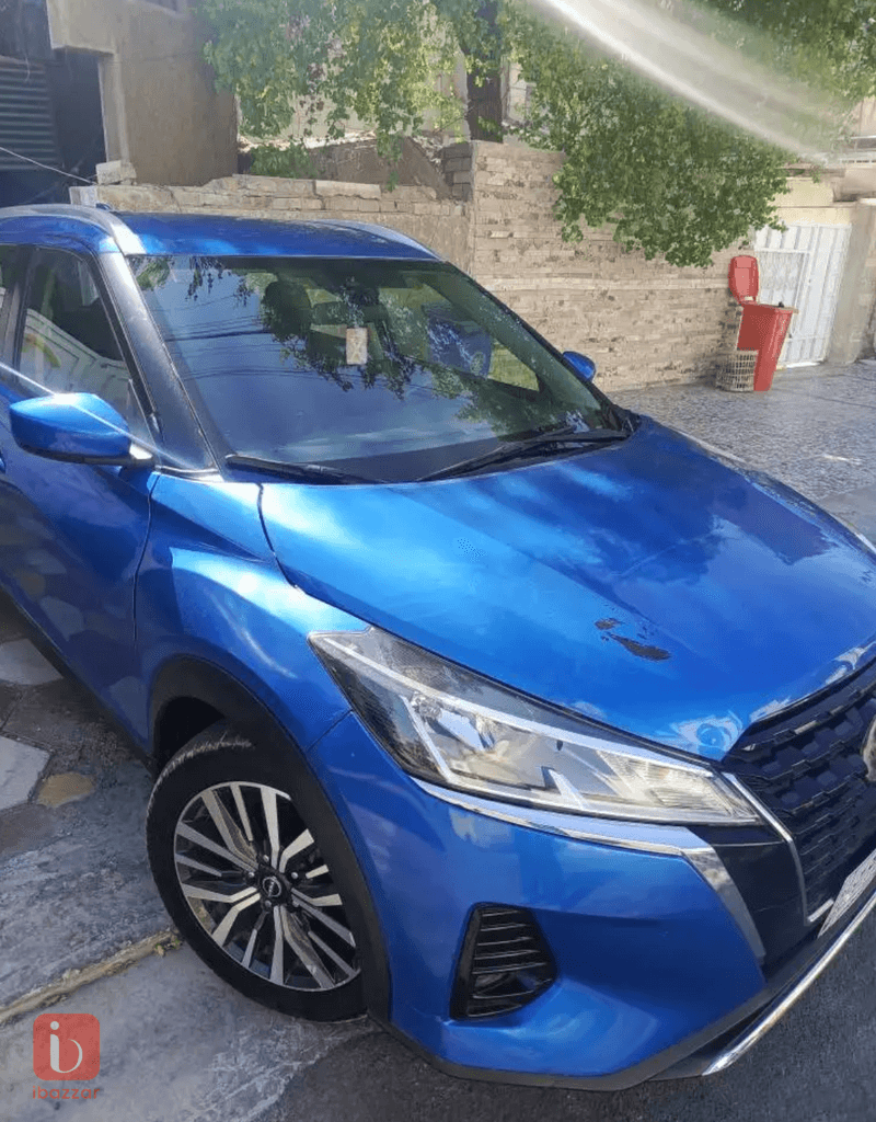 Nissan Kicks S 2