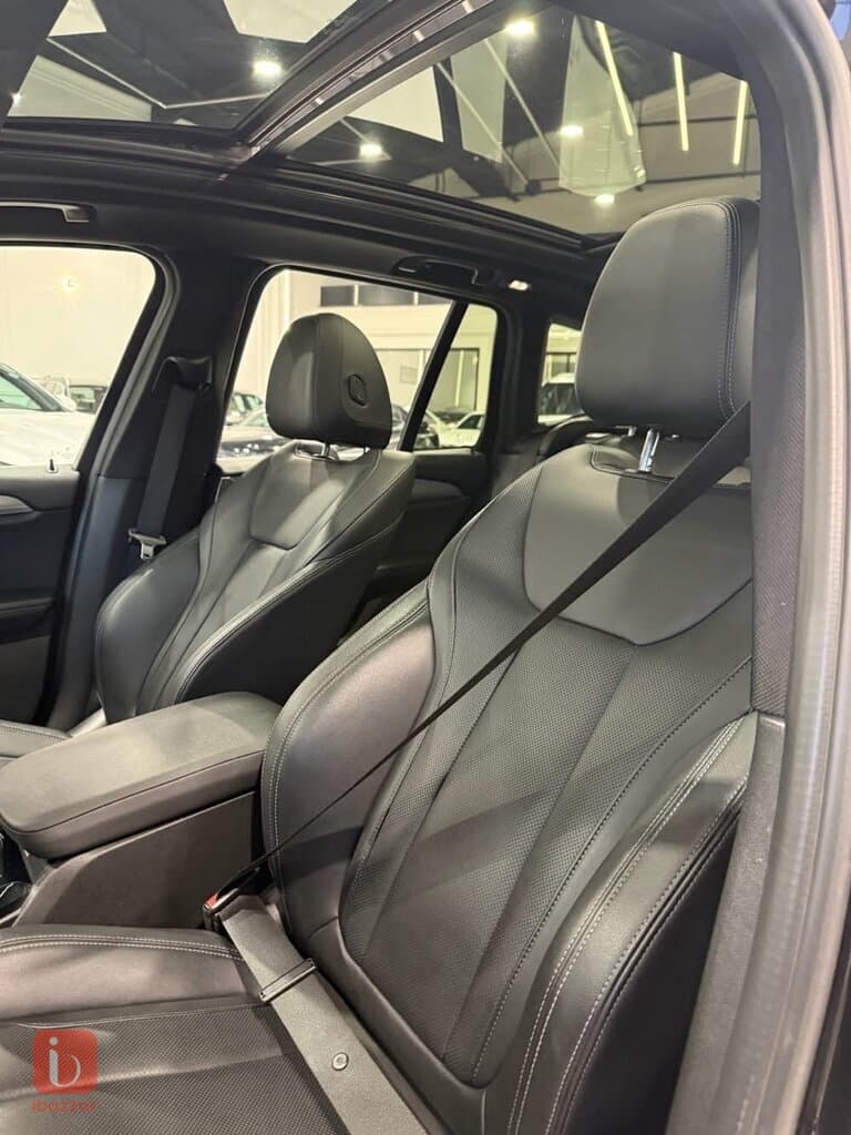 BMW X3 3.0i 9