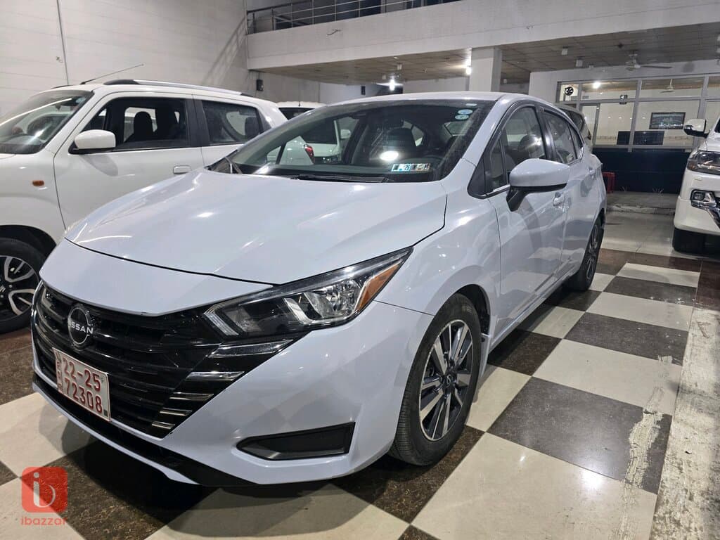 Nissan Versa