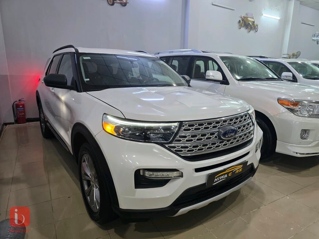 Ford Explorer XLT 3