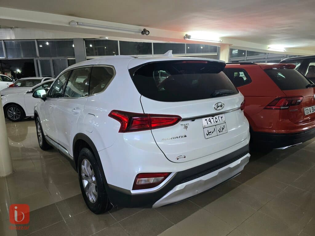 Hyundai Santa Fe 5