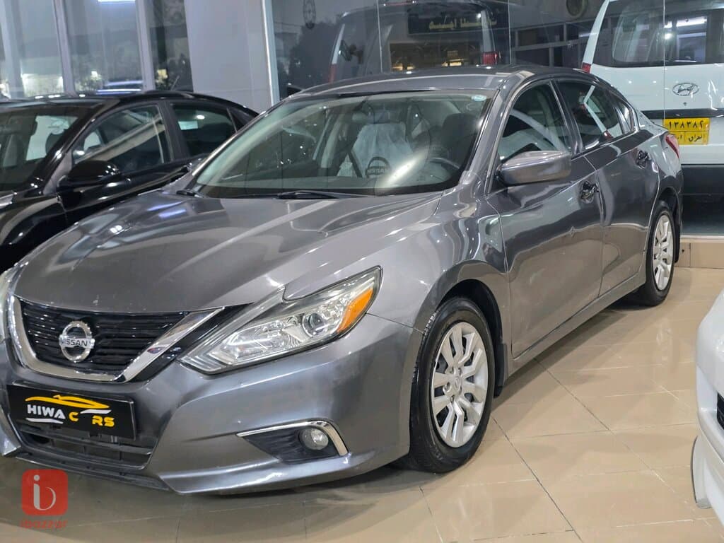 Nissan Altima S