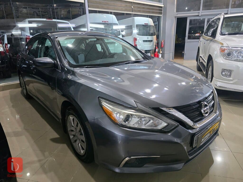 Nissan Altima S 2