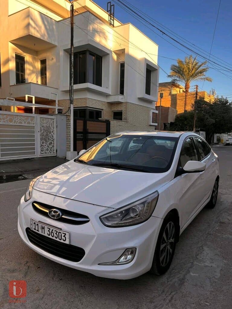 Hyundai Accent GLS TOP 7