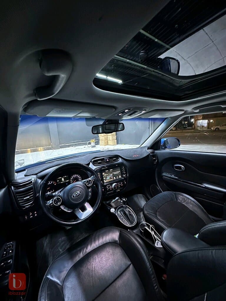 KIA Soul LX 5
