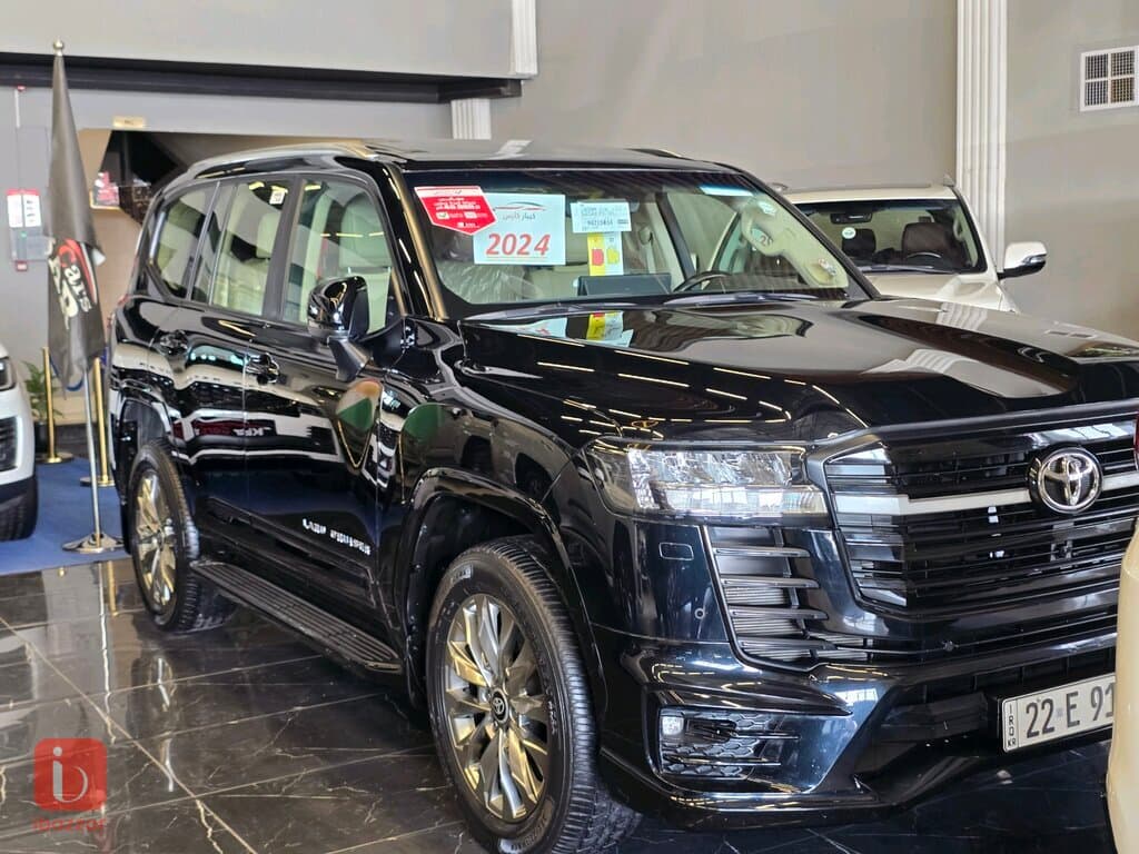 Toyota Land Cruiser GXR Limited