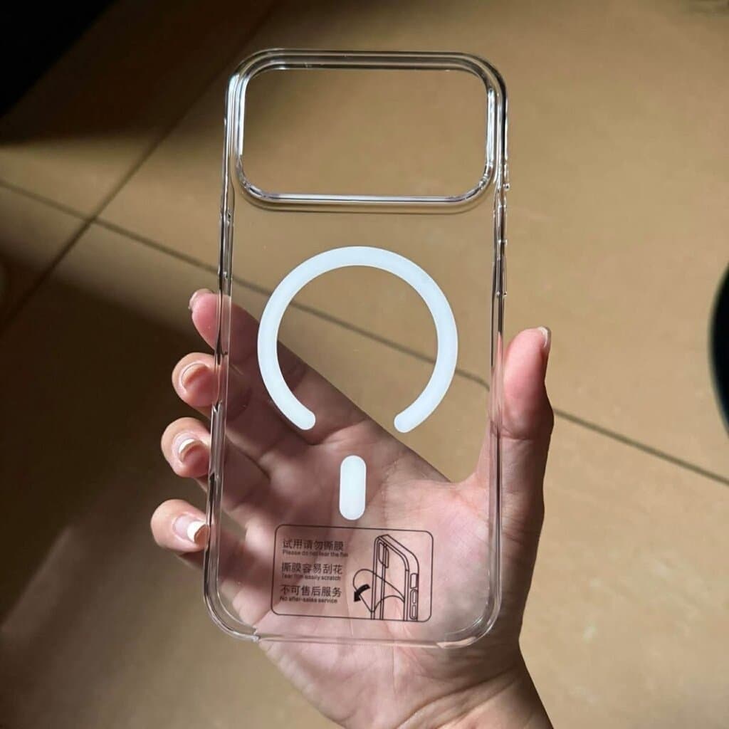 iPhone 17 Pro Max Magnetic Clear Case – MagSafe Compatible 3