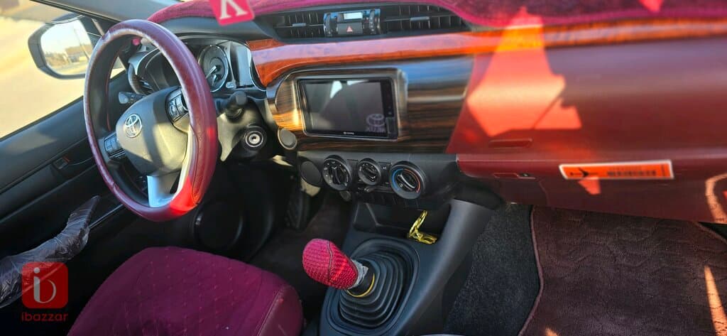 Toyota Hilux Double Cab GLX 1