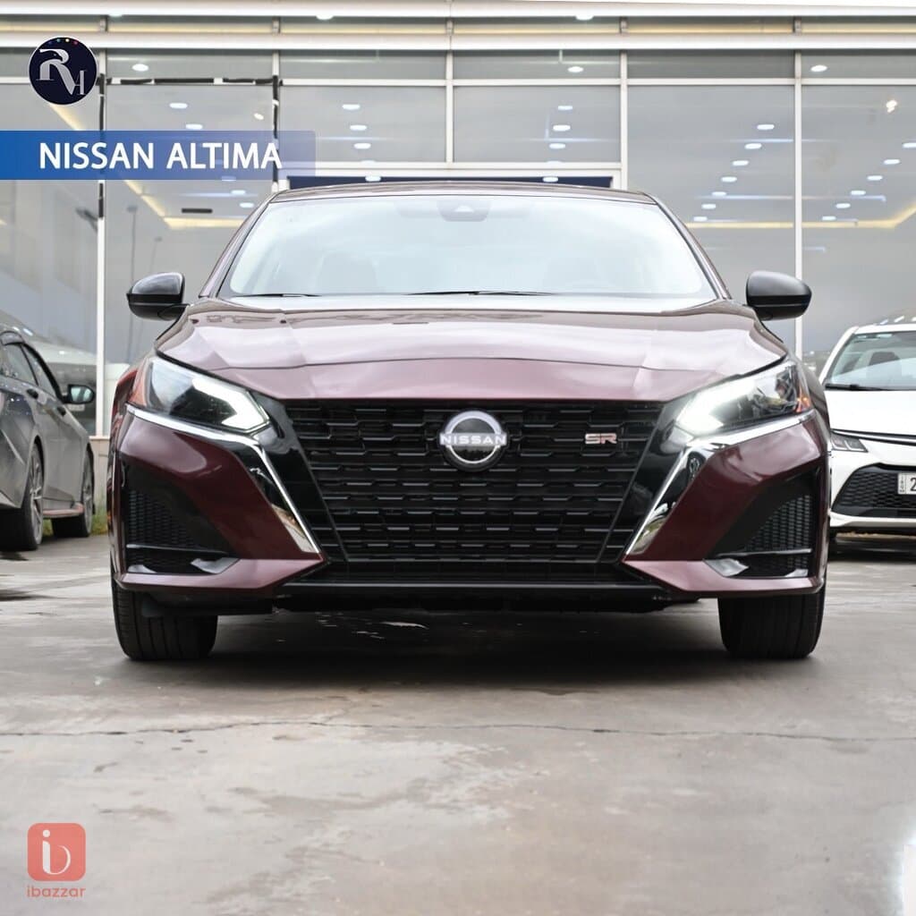 Nissan Altima SR 3