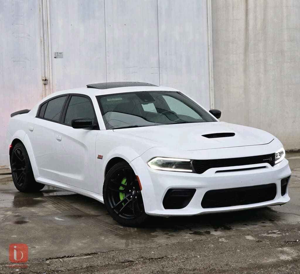 Dodge Charger SRT 392