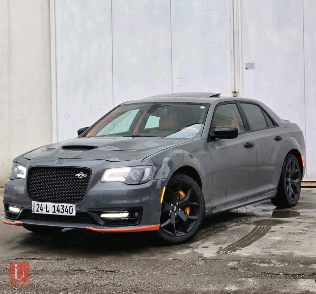 Chrysler 300 S