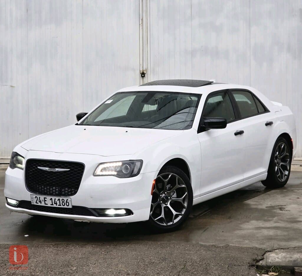 Chrysler 300 S