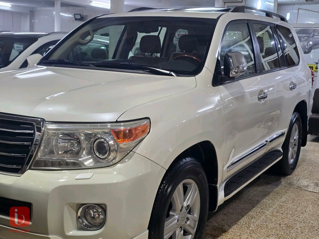 Toyota Land Cruiser GXR