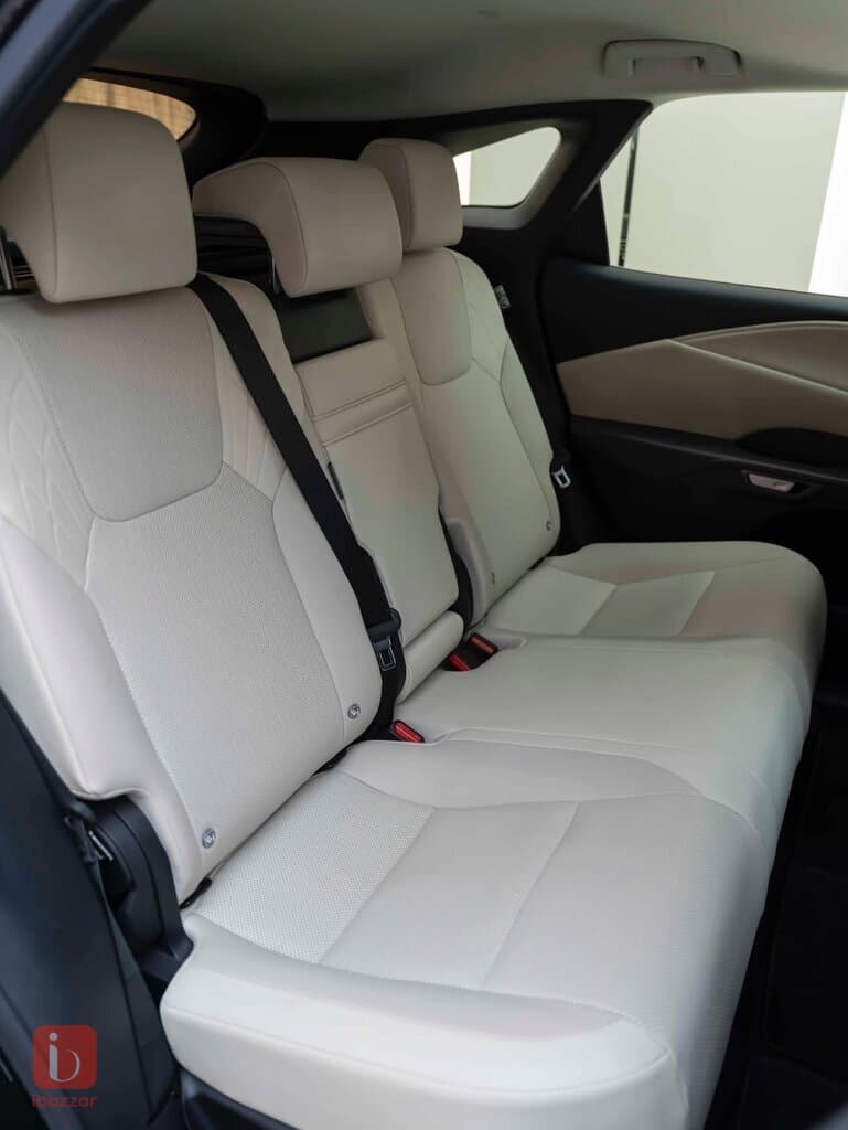 Lexus RX-Series 9