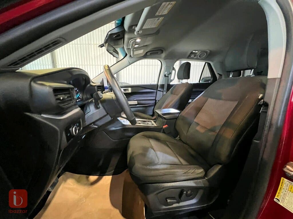 Ford Explorer XLT 12