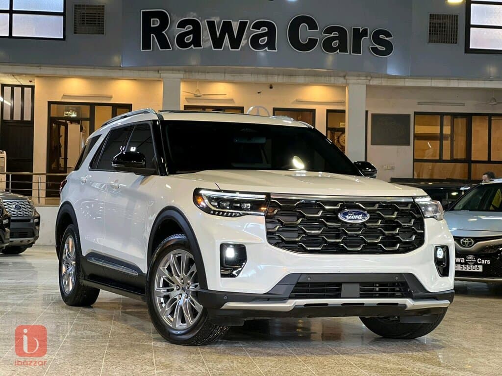 Ford Explorer Platinum 1