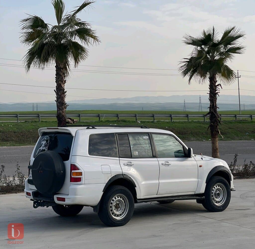 Mitsubishi Pajero Signature Edition