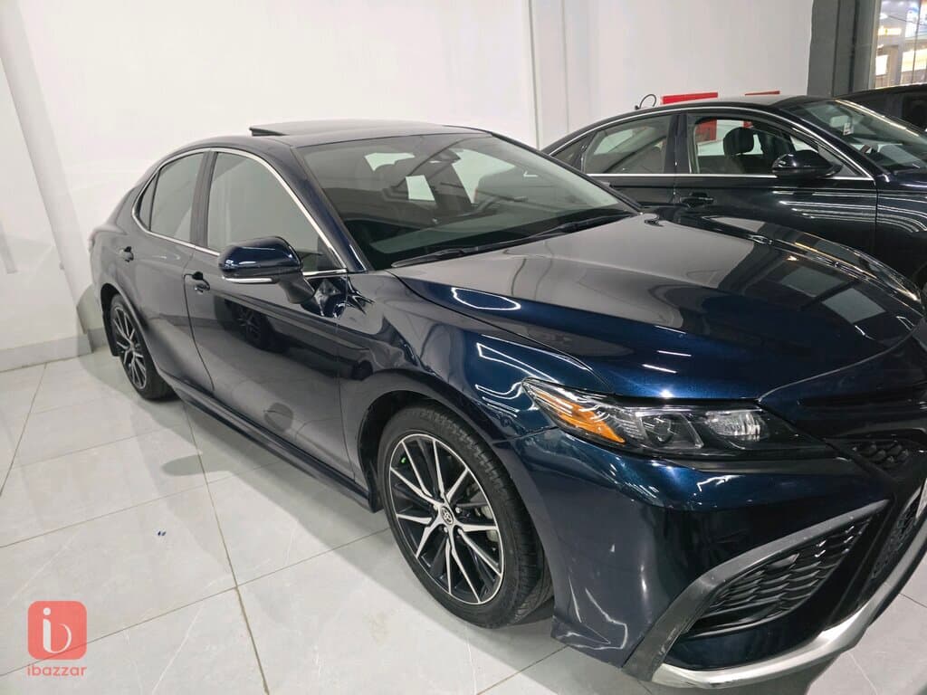 Toyota Camry SE+
