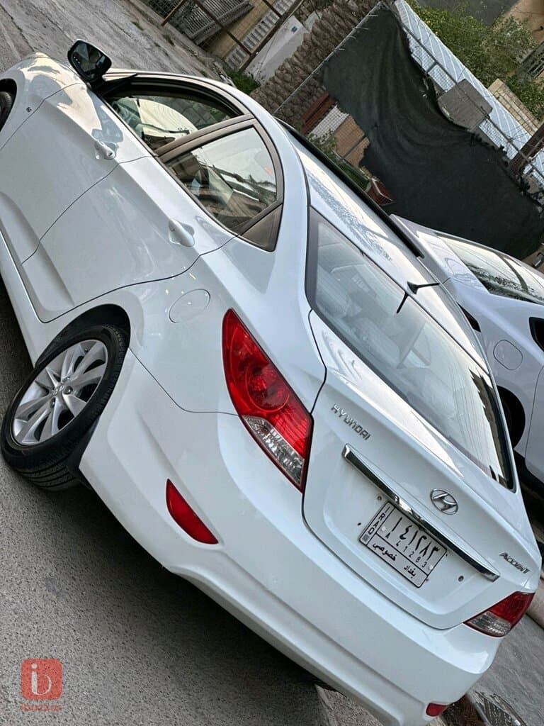 Hyundai Accent 14
