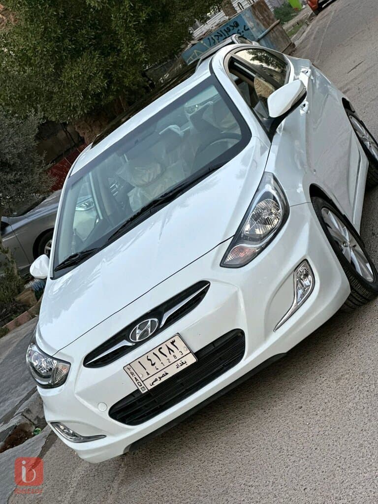 Hyundai Accent 5