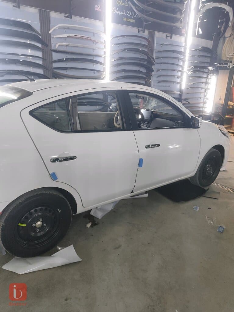 Nissan Sunny 12