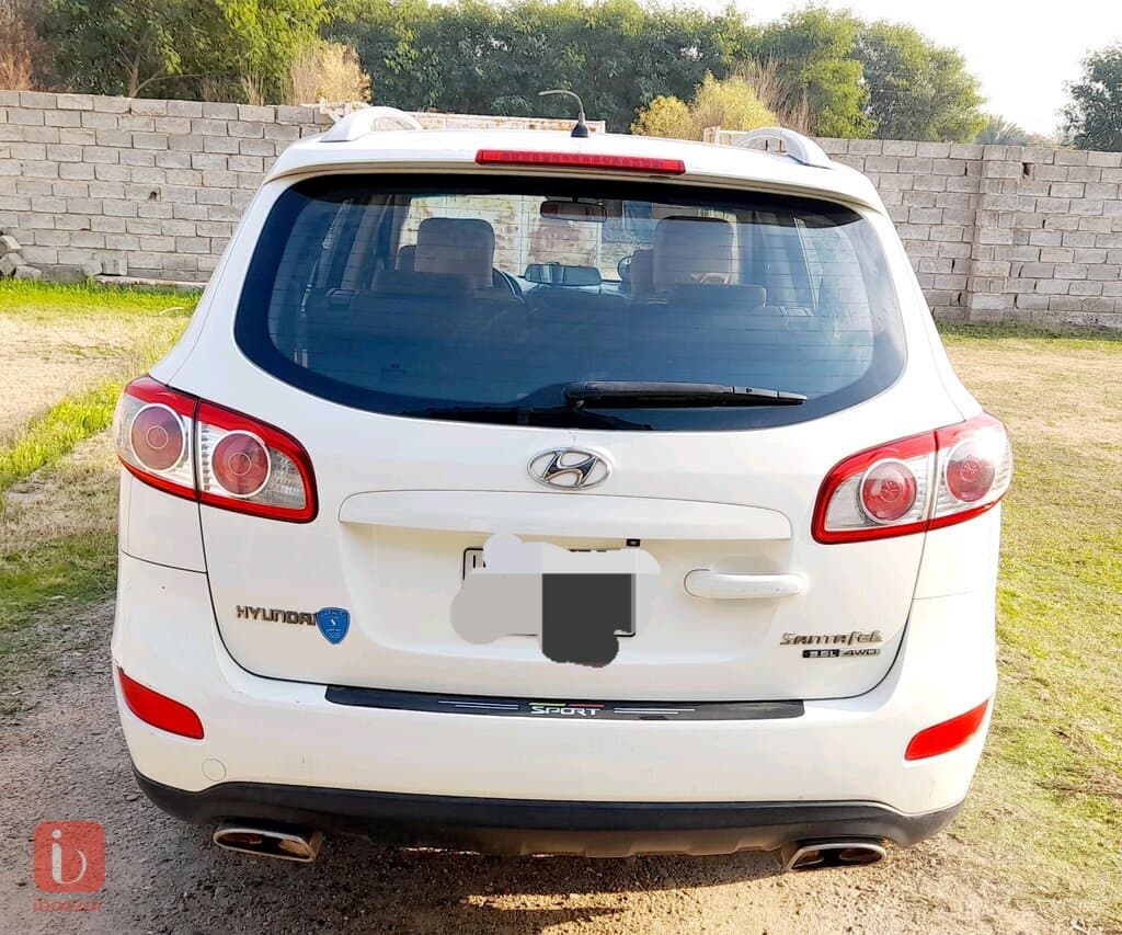 Hyundai Santa Fe GL 3