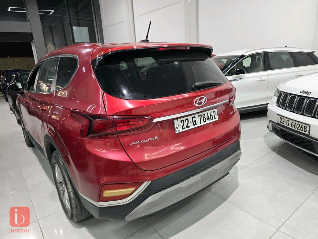 Hyundai Santa Fe 4
