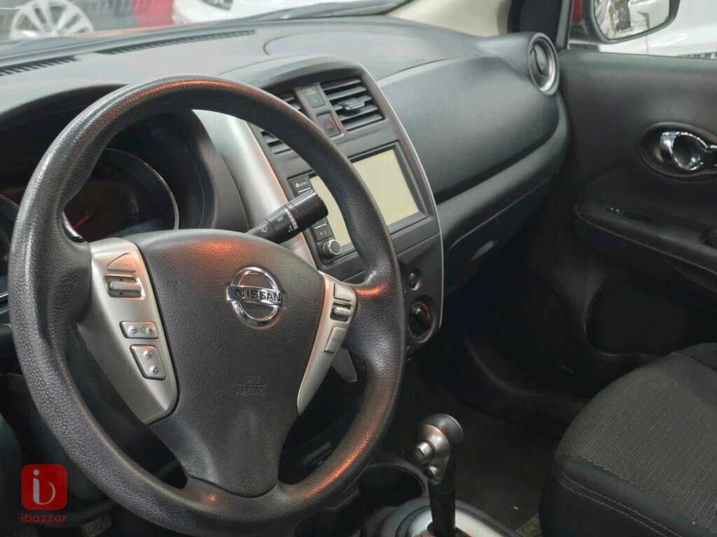 Nissan Versa 7
