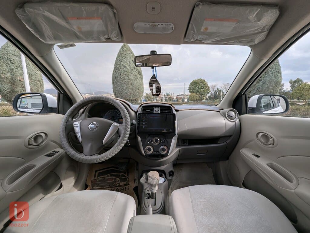Nissan Sunny Base 8