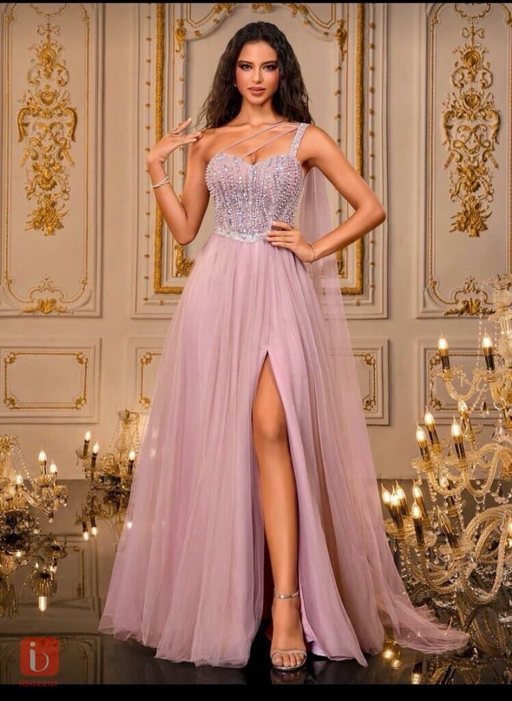 فستان حفلات جديد غــير مستخدم 