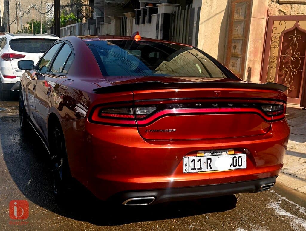Dodge Charger SXT 4