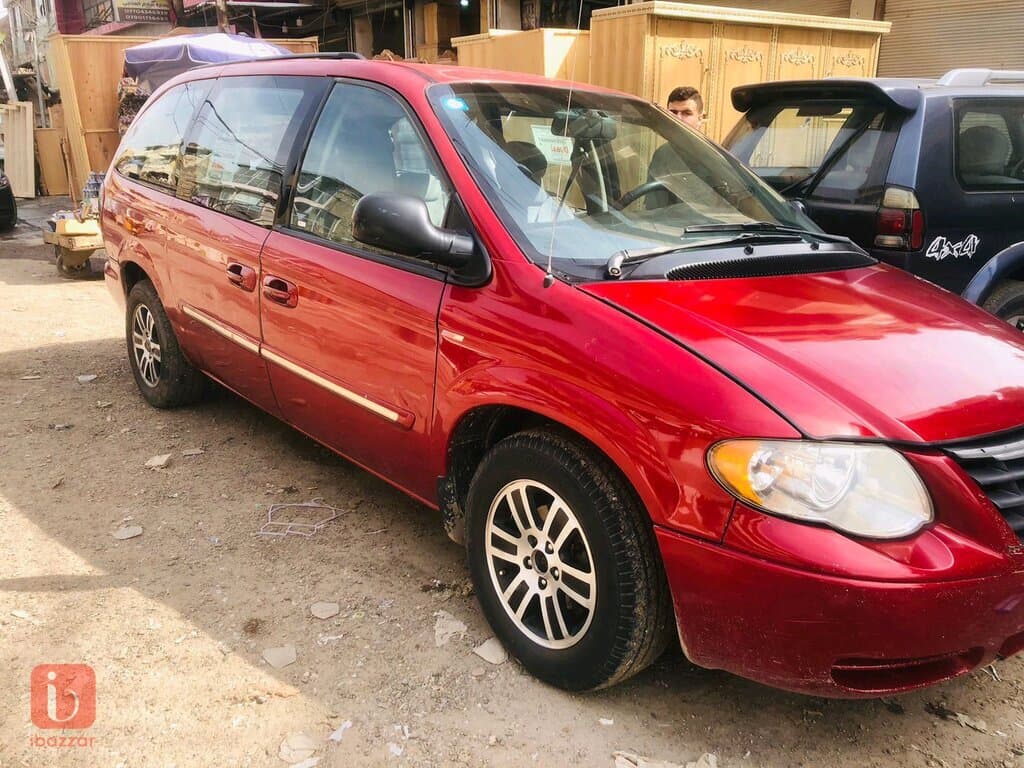 Dodge Caravan SE — photo 3