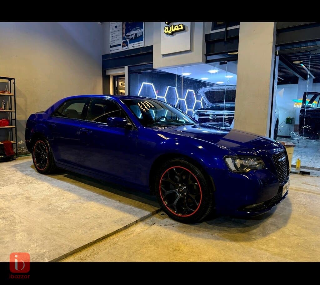 Chrysler 300 S 6