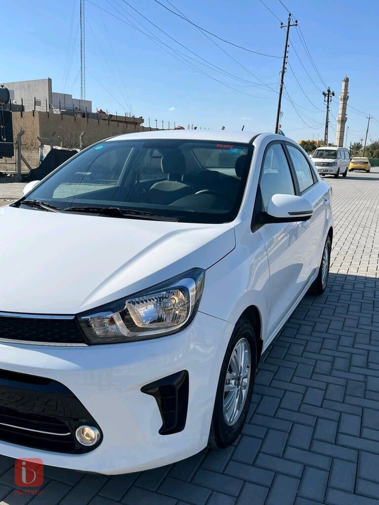 KIA Pegas 4