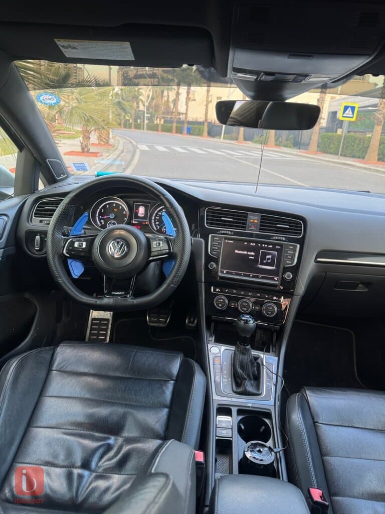 Volkswagen Golf R32 6