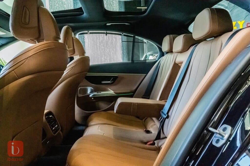 Mercedes-Benz E-Class 10