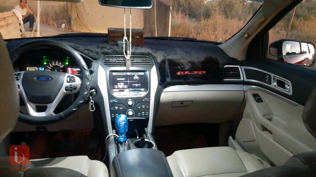 Ford Explorer XLT 12