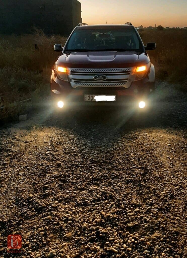 Ford Explorer XLT 14
