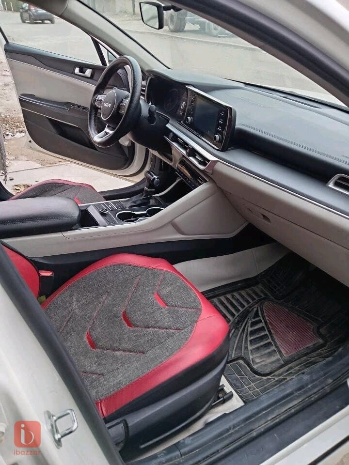 KIA K5 LX 7