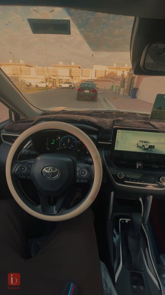 Toyota Corolla Cross XL 8