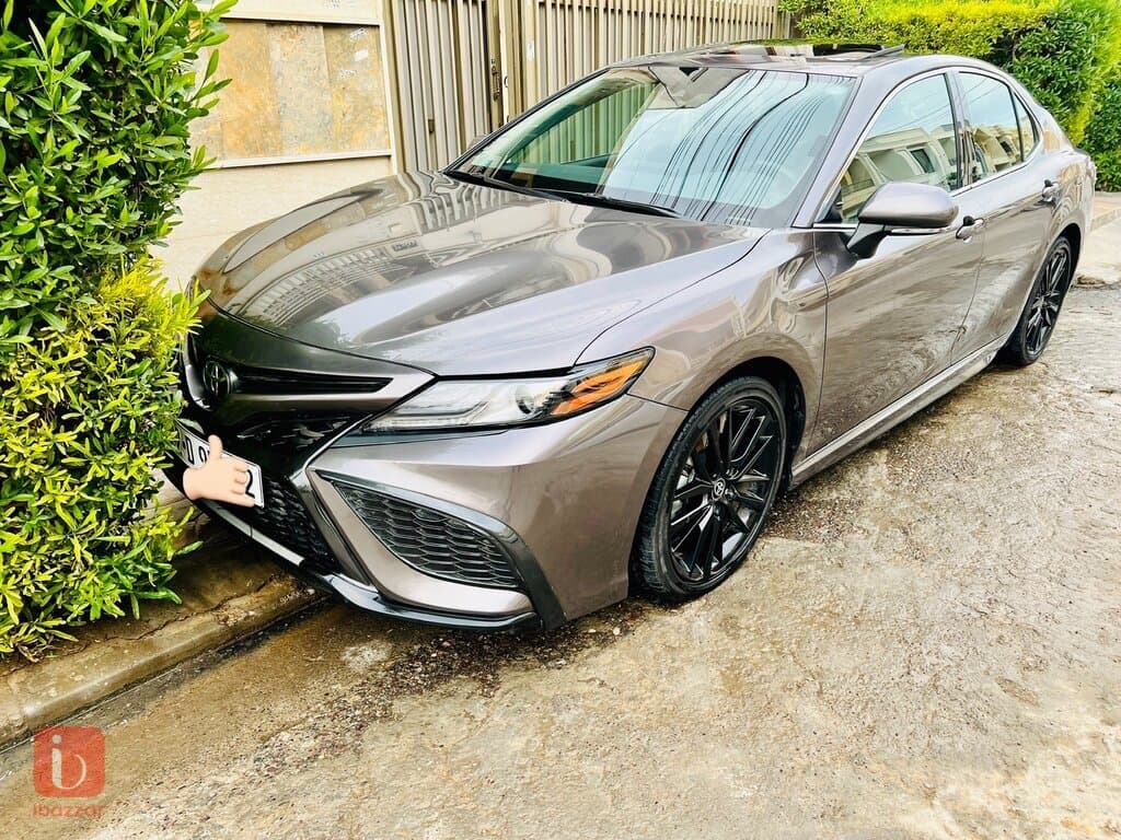 Toyota Camry XSE