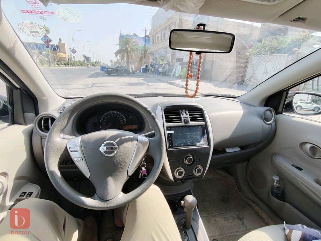 Nissan Sunny 12