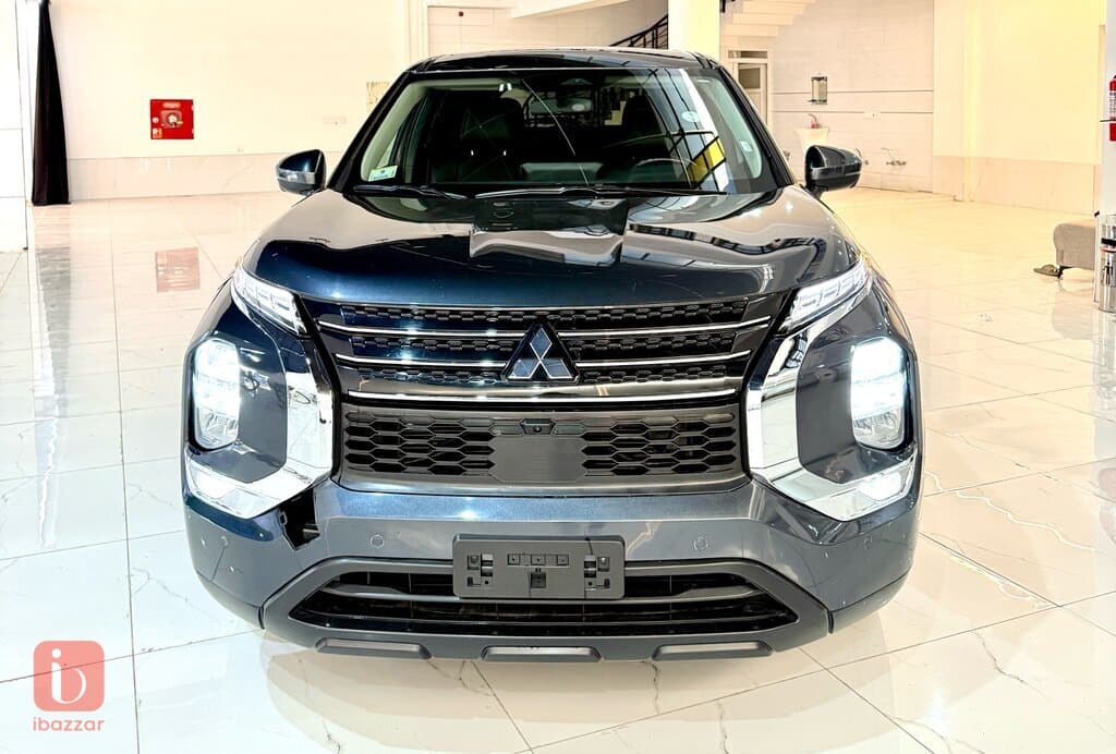 Mitsubishi Outlander SE