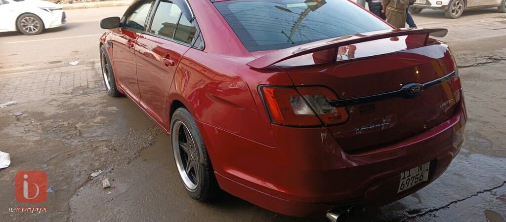 Ford Taurus Limited 10