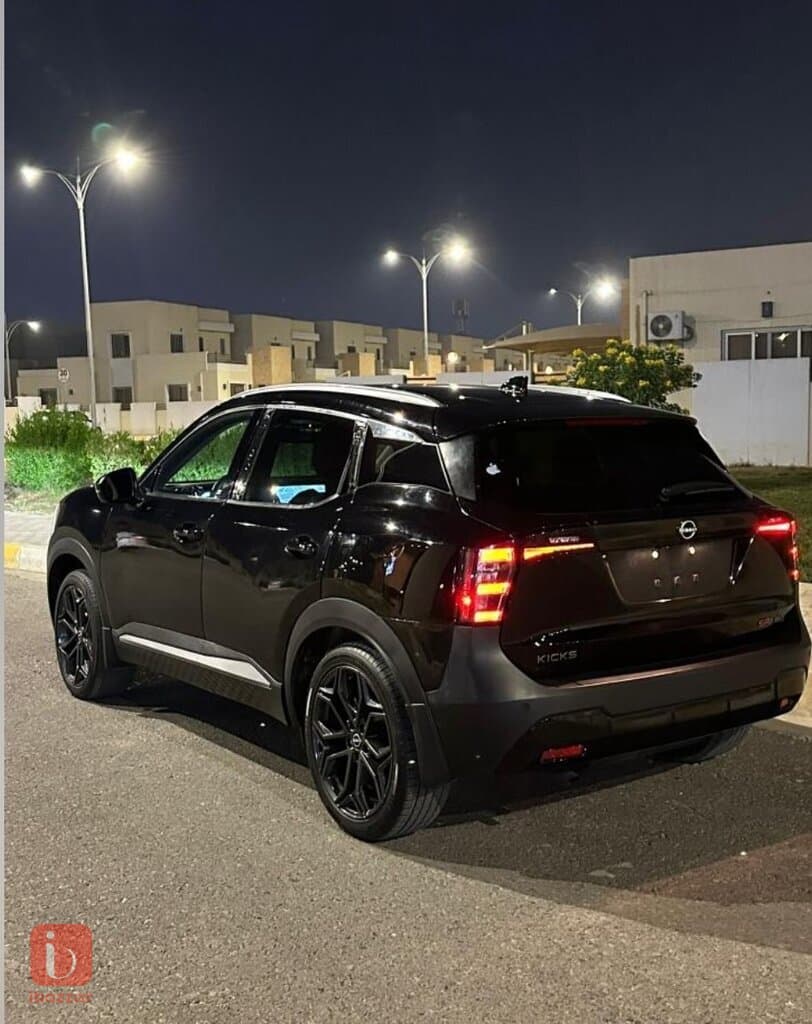 Nissan Kicks SR 5