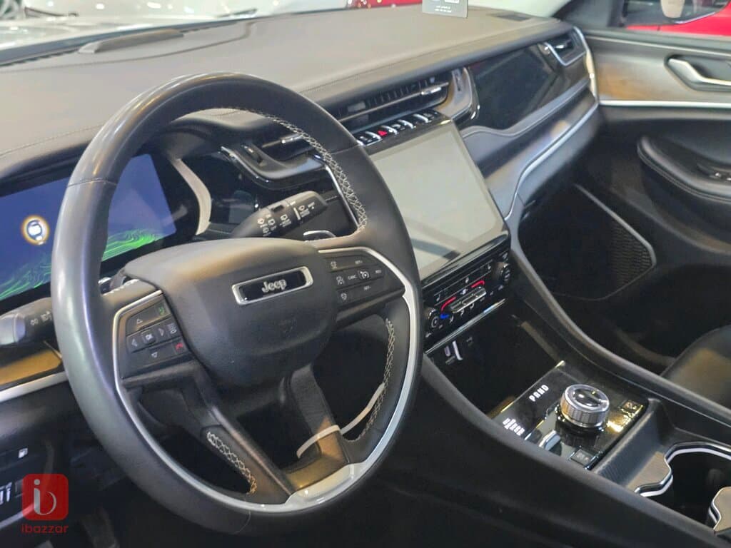 Jeep Grand Cherokee Limited 7