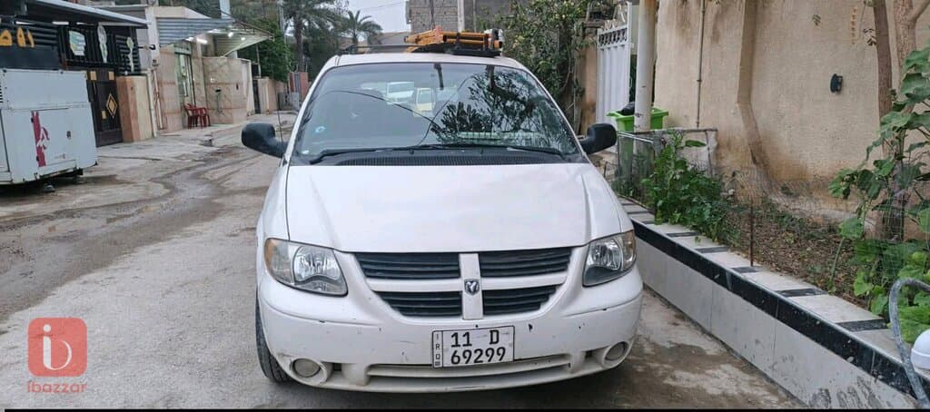 Dodge Caravan — photo 4