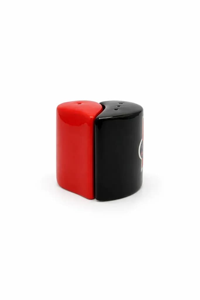 Ceramic Salt & Pepper Shaker Set - 2 Piece 1